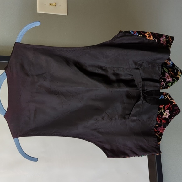 VTG embroidered vest. Size sm-med. - Picture 4 of 4